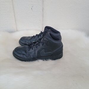 Nike Air Jordan 1 Retro Mid GS 'Triple Black' 2014  554725-030  Youth Size 6Y